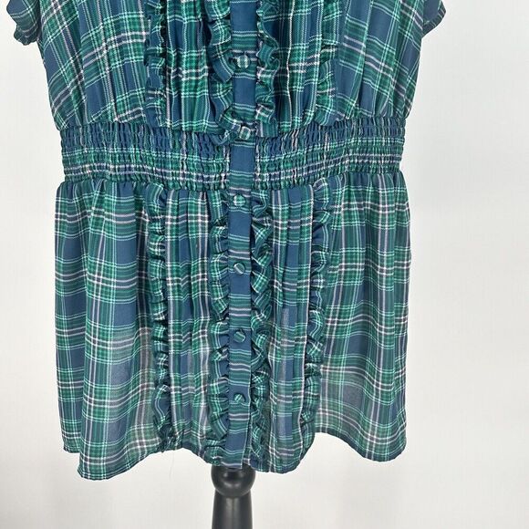 Torrid Top Women's Size 2X Plaid Short Sleeve‎ Ruffle Button Front - Picture 5 of 10